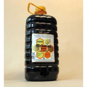 MEDOVINA Dolská hoř.mandl. 5L 18%